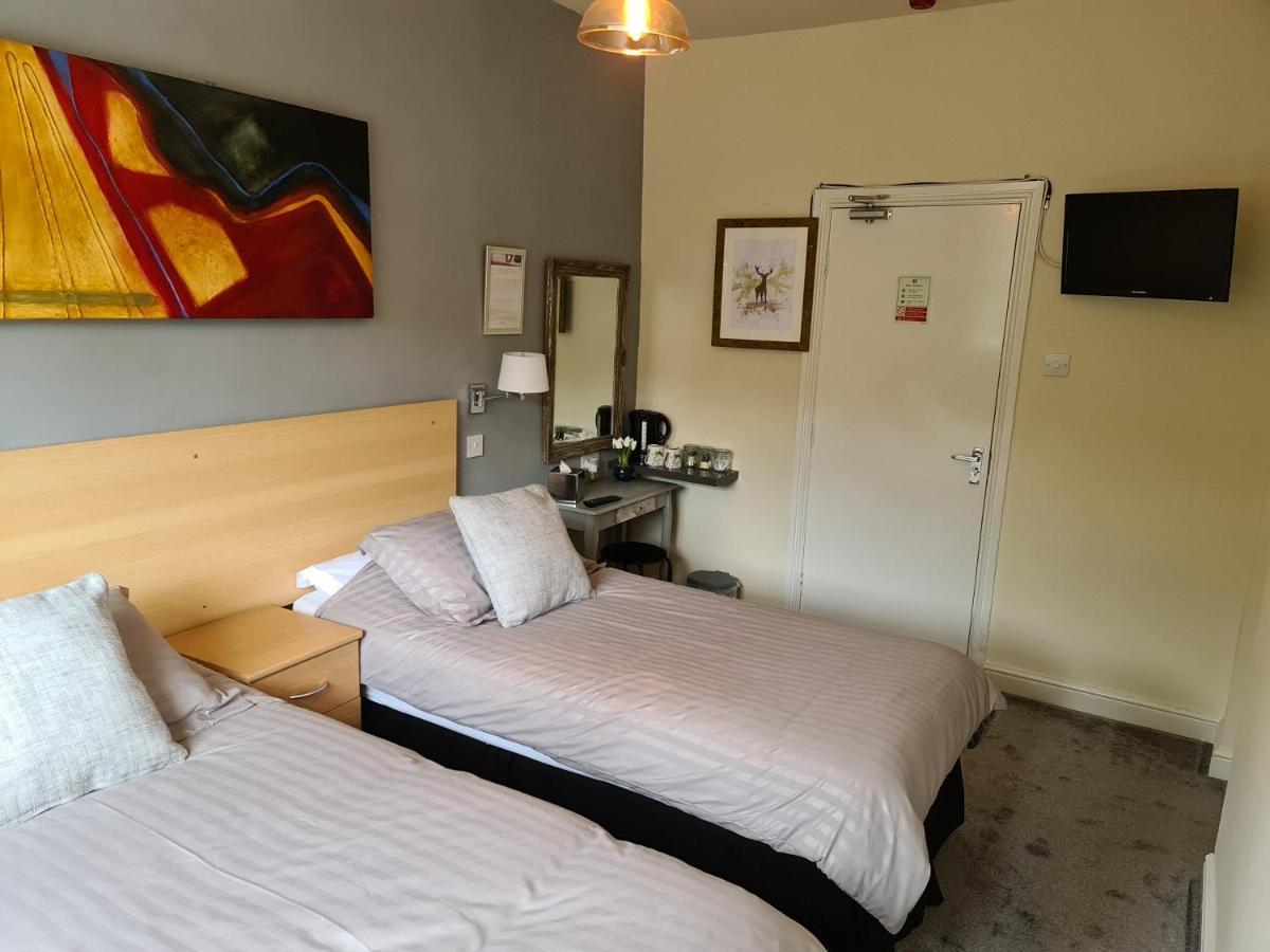 Taxal The Shady Oak Country Inn מראה חיצוני תמונה